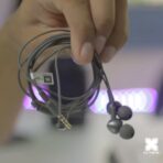 JBL C200SI Premium in Ear Wired Earphones with Mic Original - Image 5